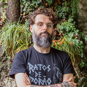 Headshot of IAS Residential Fellow Dr Pedro José Silva Vieira de Oliveira