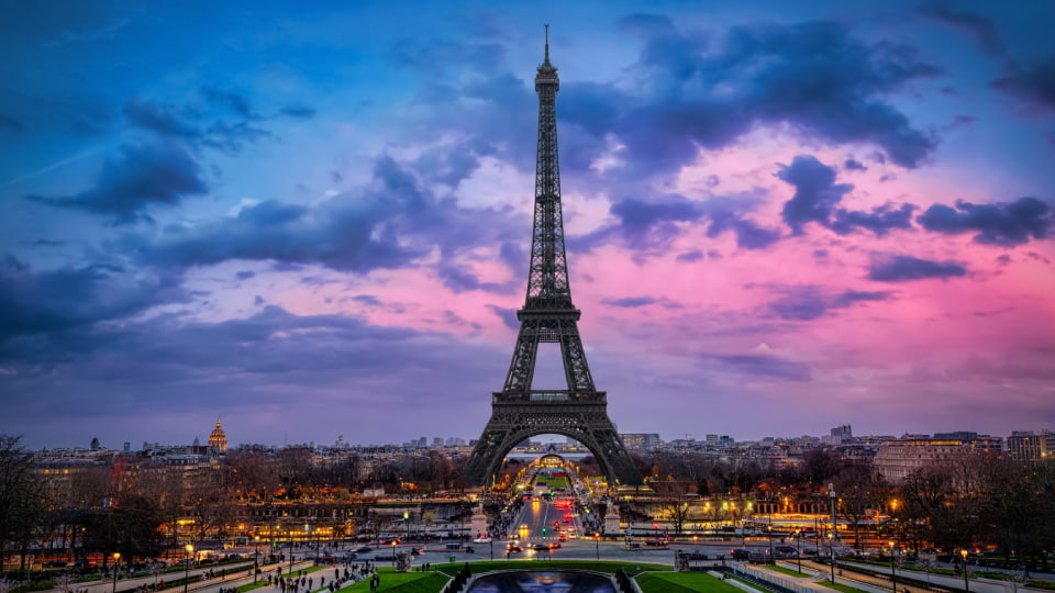 the Eiffel tower at night